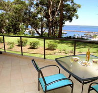 2 'Magnus Pines' 52-56 Magnus Street - stunning unit with aircon water views  foxtel - Accommodation Perth