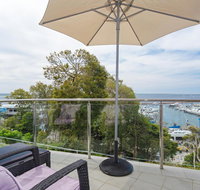 2 'Paradiso' 4 Laman Street - beautiful unit with stunning water views  pool - Accommodation Perth
