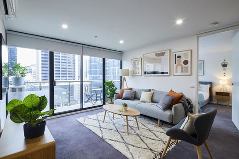 2 Bdrm 2 Bthrm Apt With Parking In Central CBD - Accommodation Perth 1