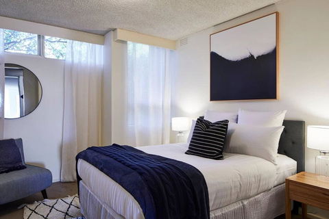 2 Bdrm South Yarra Apt With Balcony And Parking - Accommodation Perth 2