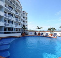 2 Bedroom Alex Unit - Ocean Pool and Park Views - Accommodation Perth