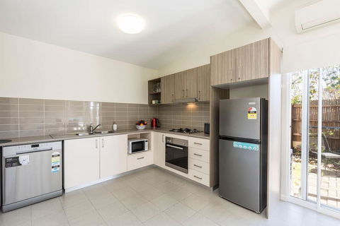 2 Bedroom W/Parking Near Central Cessnock - Accommodation Perth 1
