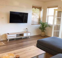 2 Bedroom SHORT walk to CBDBEACH and DARBY ST - Perth Resorts