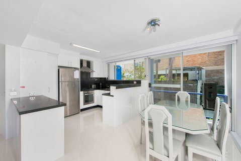 2 Cirrus - Perth Resorts 3