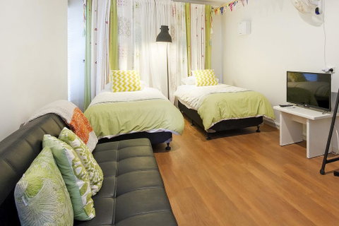 2/22 Stevens - Accommodation Perth 1