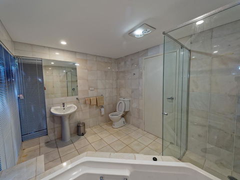 230 Scenic Drive - Accommodation Perth 1