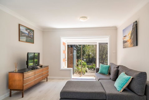 235 Mitchell Parade, Mollymook - Accommodation Perth 0
