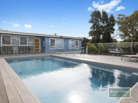 BLAIRGOWRIE BY THE SEA..location Location Location - Accommodation Perth 0