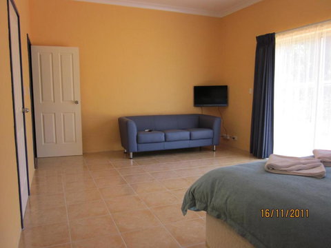 Chalets On Stoneville - Accommodation Perth 2
