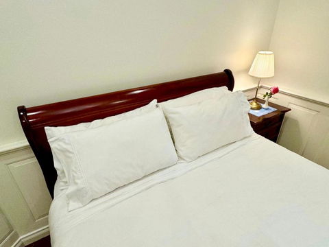 Charming Federation Style Home Minutes From CBD - Accommodation Perth 3