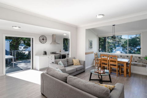 Coal And Candle By Beach Stays - Accommodation Perth 4