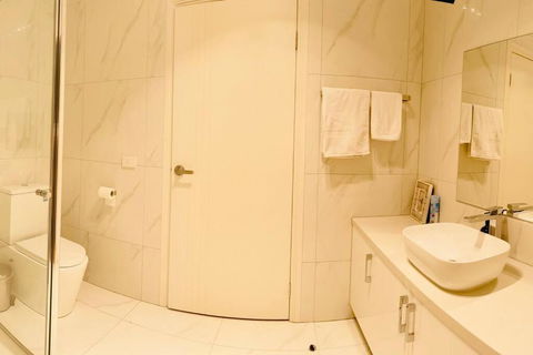 D121 Fabulous Marsh Stay - Accommodation Perth 2