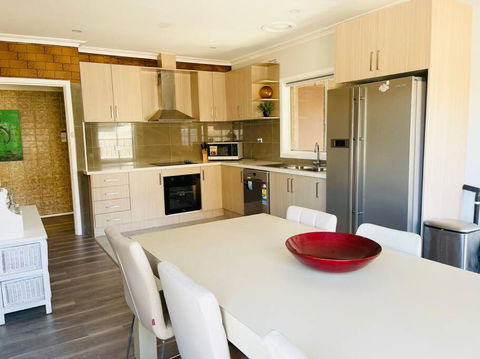 D126 Great 23rd Stay - Accommodation Perth 2