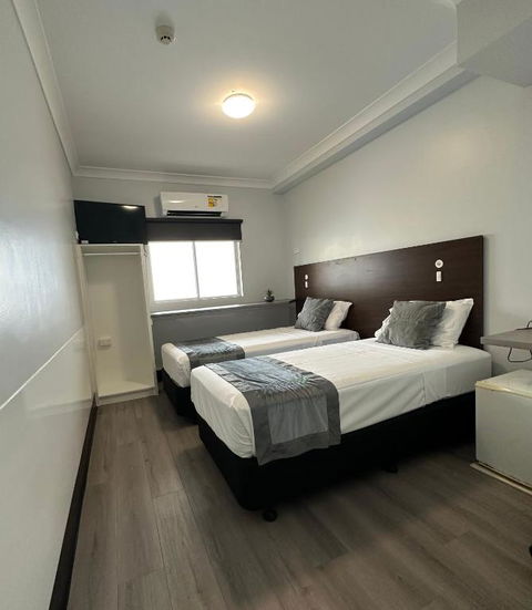 DCH On Mitchell - Accommodation Perth 0