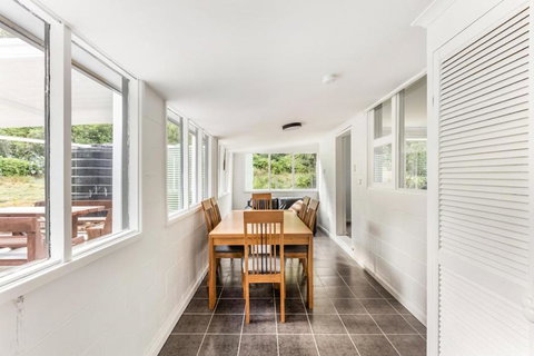 Deer Valley Farm Stay Illawarra Sleeps Up To 9 - Accommodation Perth 3