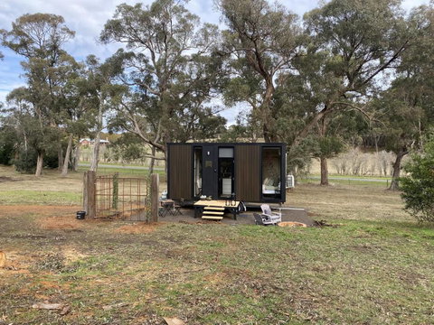 Delightfully Tiny By Tiny Away - Perth Resorts 1