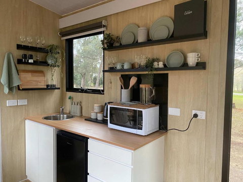 Delightfully Tiny By Tiny Away - Perth Resorts 2