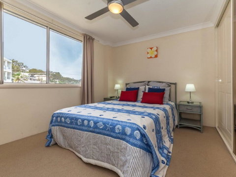 3 'Sunset' 11 Victoria Parade - Stunning Unit Right Across From The Water - Accommodation Perth 1