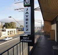 3 BEDROOM APARTMENT ST MARYS - Accommodation Perth