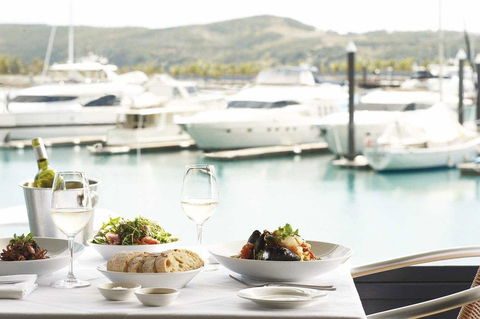 3 The Panorama Hamilton Island 2 Bedroom 2 Bathroom Ocean View Modern Apartment - Perth Resorts 1