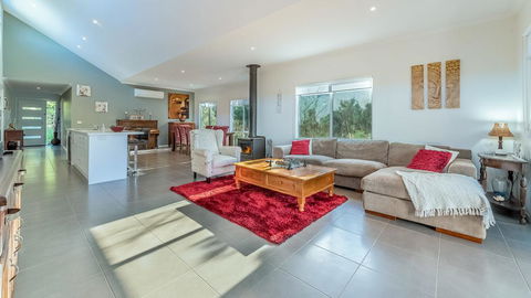 37 Barramundi Ave, Smiths Beach - Accommodation Perth 0