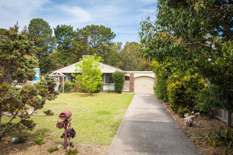 37 Mort Avenue - Accommodation Perth 1