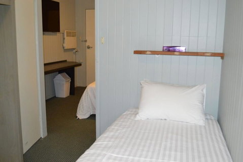 4 Lakeview Plaza - Accommodation Perth 2