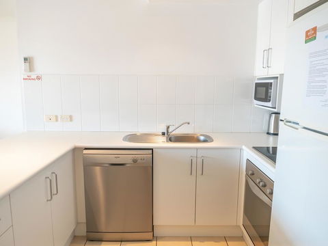 4/4 On First - Accommodation Perth 2