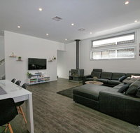 43B Twynam Street - The Falls on Twynam - Accommodation Perth