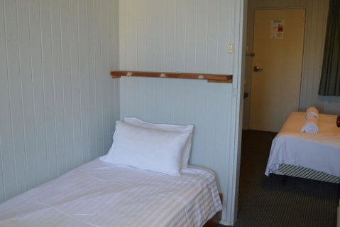 5 Lakeview Plaza - Accommodation Perth 2