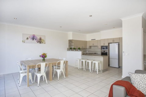 5/14 Dolphin St- Dolphin 5 At Ulladulla - Accommodation Perth 3