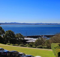 6 'Portofino' 7 Laman Street - Superb Water Views and only 1 minute walk into the heart of town - Accommodation Perth