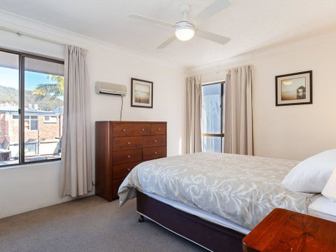 6 'Tradewinds' 110 Victoria Parade - Excellent CBD Location With Water Views - Accommodation Perth 3