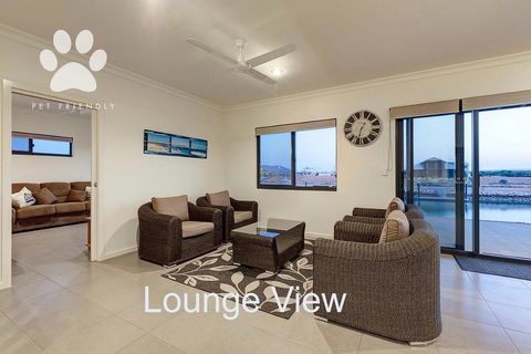 6 Corella Court - PRIVATE JETTY & POOL - Accommodation Perth 3