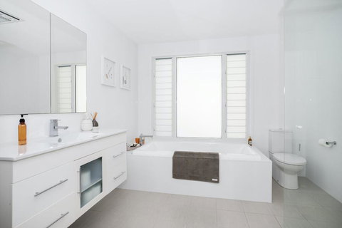 83A Garrads Lane, MILTON - Accommodation Perth 2