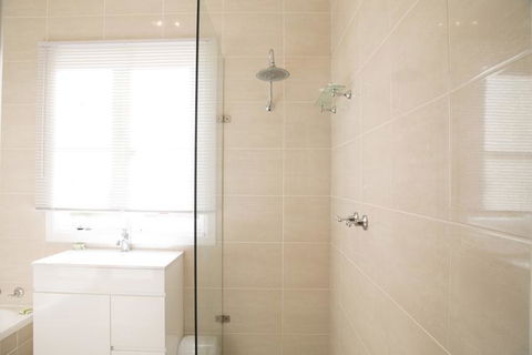 88 Morrisset - Accommodation Perth 3