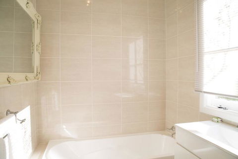 88 Morrisset - Accommodation Perth 2