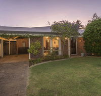 8A Sayers Street - Accommodation Perth