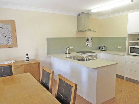 8c Norburn Avenue - Great Family Budget Holiday - Accommodation Perth 1