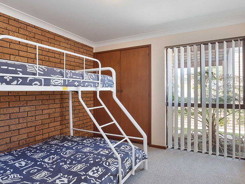 8c Norburn Avenue - Great Family Budget Holiday - Accommodation Perth 3