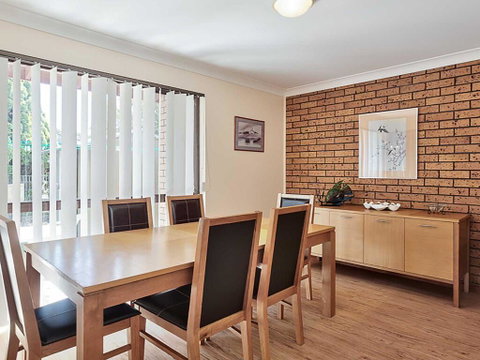 8c Norburn Avenue - Great Family Budget Holiday - Accommodation Perth 2
