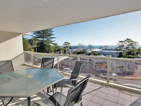 9 'Nelson Towers' 71a Victoria Parade - Unit In The Heart Of Nelson Bay With Water Views - Accommodation Perth 1
