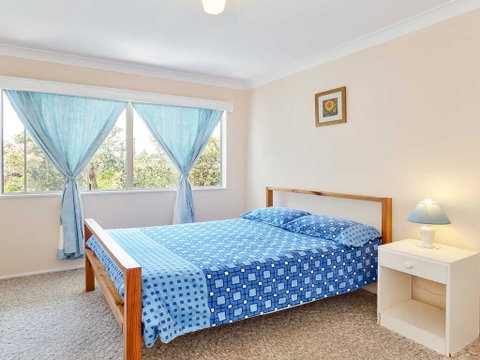 9 Pirralea Parade - Fantastic Family Getaway With Pool And Boat Parking - Accommodation Perth 1