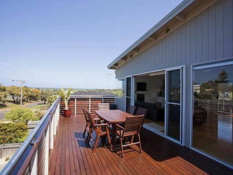 A Beautiful Beach House Torquay - Accommodation Perth 0