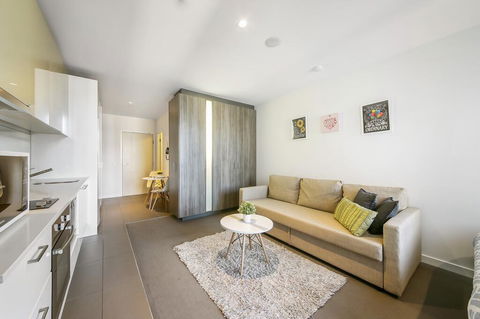 A Charming Studio With Stunning City Views - Accommodation Perth 1