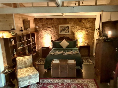 A La Folly - Accommodation Perth 0
