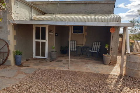 A Real Bush Retreat. Kangas, Emus & Starry Skies. - Perth Resorts 2