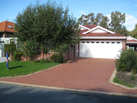 A Shaw Place - Accommodation Perth 0