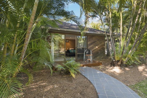 Aanuka Tropical Spa Bure - Accommodation Perth 2