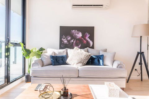 Abbortsford 2 Bed 2 Bath Mountain View Apartment - Accommodation Perth 3